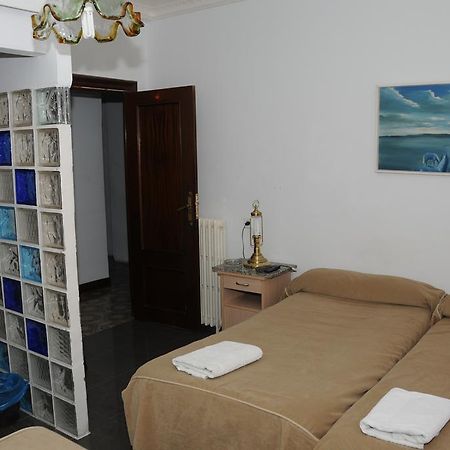 Pension Iglesias Saragosse Extérieur photo