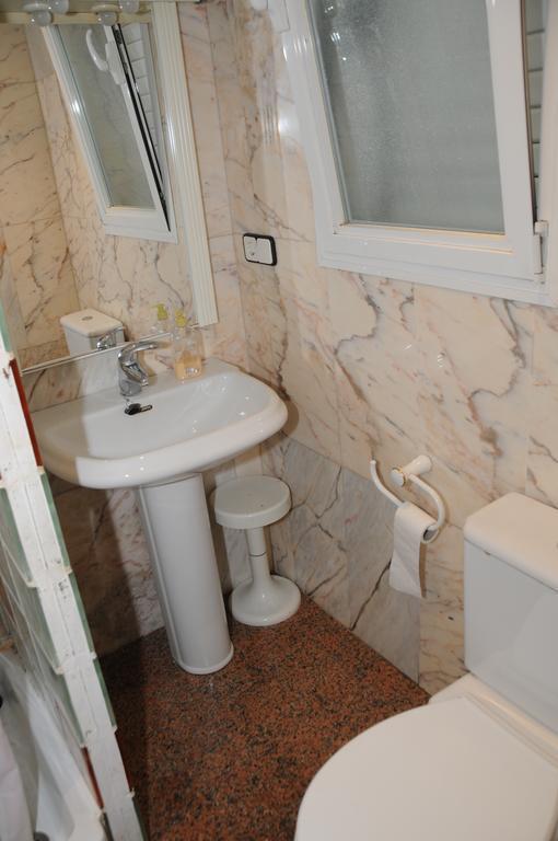 Pension Iglesias Saragosse Extérieur photo