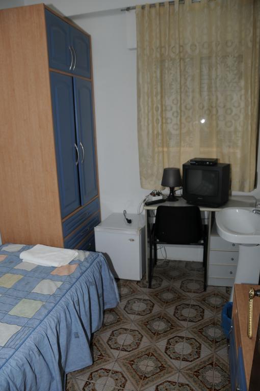 Pension Iglesias Saragosse Extérieur photo